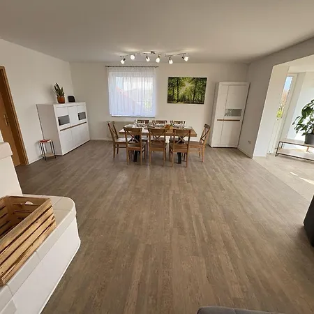 Haus Ostseesprung - Sarah Hochparterre Gratis Wlan, Parkplatz Und Gem Garten Apartment *