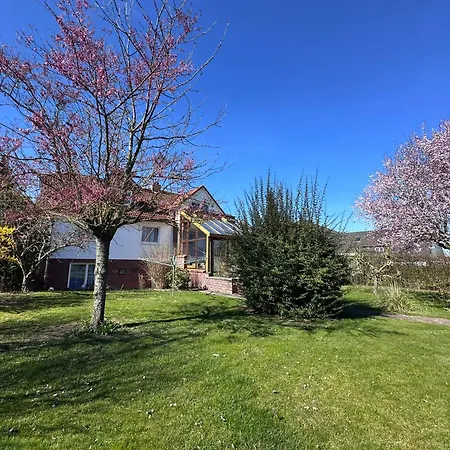 アパート Haus Ostseesprung - Sarah Hochparterre Gratis Wlan, Parkplatz Und Gem Garten バート・ドーベラン